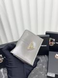 注目度抜群！ プラダ 男女兼用 折り財布 偽物 319