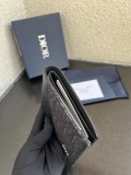 注目アイテム♡ ディオール メンズ 折り財布 偽物 QH076