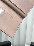 世界中で大人気♪  プラダ レディース 折り財布 偽物 318
