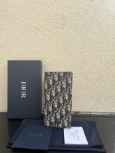 注目度抜群！ディオール メンズ 長財布 偽物 XC002