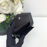 すぐ届く サンローラン 男女兼用 折り財布 スーパーコピー 6868
