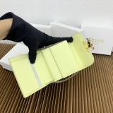 絶対欲しい！セリーヌ レディース 折り財布 コピー 10783