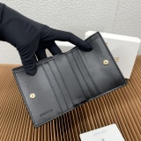 完売必至 ★ セリーヌ 男女兼用 折り財布 偽物 10103
