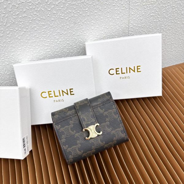 争奪戦 セリーヌ 男女兼用 折り財布 偽物 10963