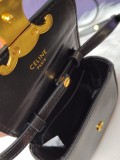 【使い勝手抜群】 セリーヌ レディース ショルダーバッグ スーパーコピー 10L653
