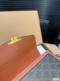 新色登場☆ セリーヌ レディース ショルダーバッグ コピー 001050
