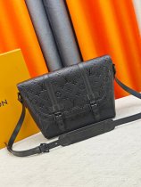 人気爆発☆ ルイヴィトン メンズ ショルダーバッグ コピー M28115