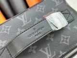 入手困難品！ルイヴィトン メンズ クラッチバッグ コピー M11508
