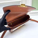 高品質  セリーヌ レディース ショルダーバッグ 偽物 006