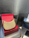 入手困難！グッチ レディース ショルダーバッグ スーパーコピー 847447