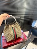 肌触り最高な グッチ レディース バケツバッグ コピー 841313