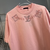 注目アイテム♡ 2026 ルイヴィトン 新作 半袖Tシャツ スーパーコピー