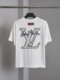 注目アイテム☆ 2026 ルイヴィトン 新作 半袖Tシャツ スーパーコピー