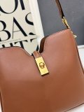 定番人気！ セリーヌ レディース ショルダーバッグ 偽物 TT120693