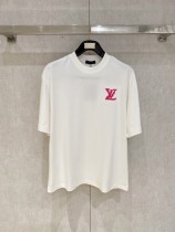 争奪戦 2026 ルイヴィトン 新作 半袖Tシャツ 偽物