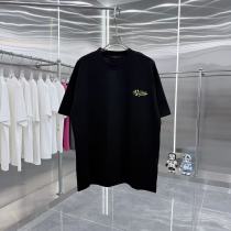 人気急上昇新作 2026 ルイヴィトン 新作 半袖Tシャツ コピー