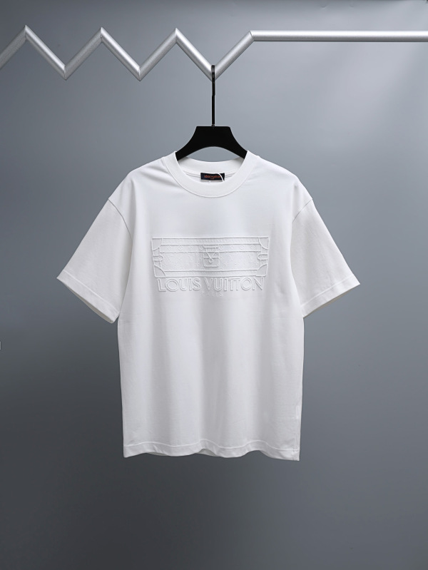 お洒落 2026 ルイヴィトン 新作 半袖Tシャツ スーパーコピー