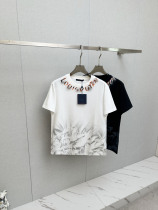 新色登場☆ 2026 ルイヴィトン 新作 半袖Tシャツ コピー