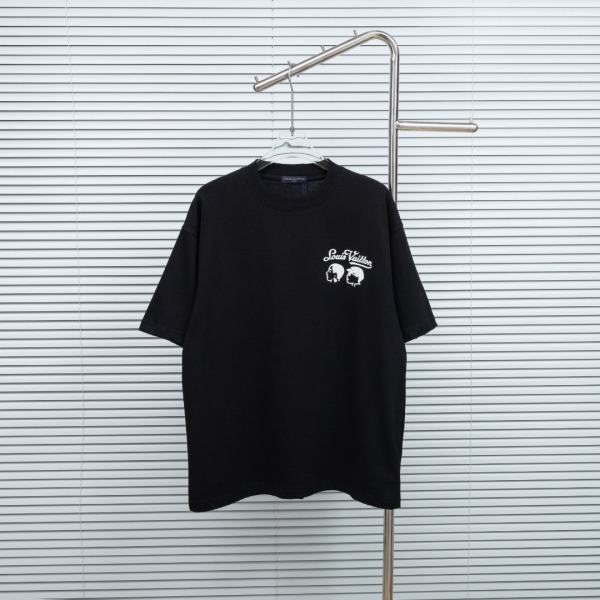 人気No1 2026 ルイヴィトン 新作 半袖Tシャツ 偽物