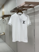 定番人気！2026 ルイヴィトン 新作 半袖Tシャツ 偽物