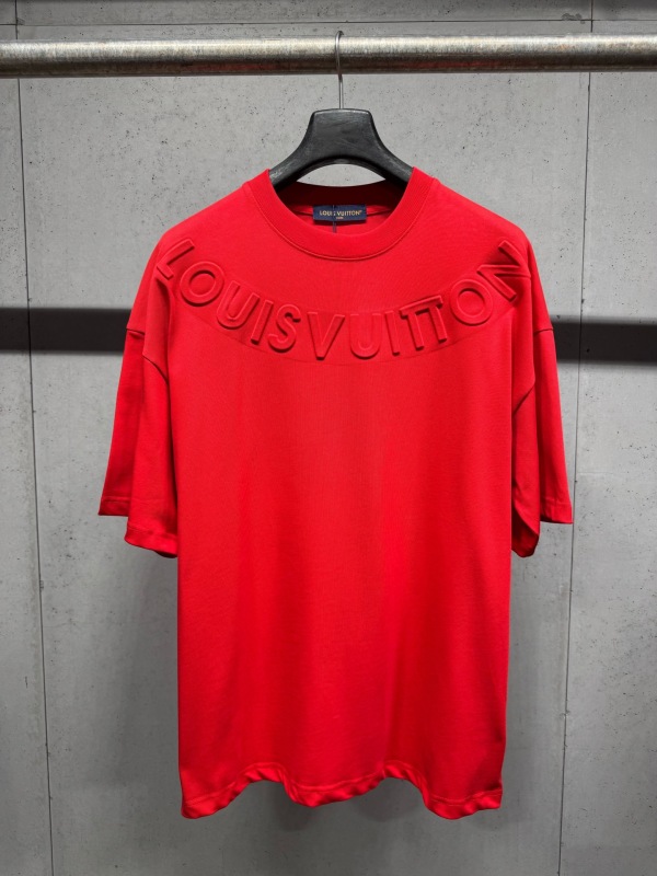 使い勝手良し 2026 ルイヴィトン 新作 半袖Tシャツ スーパーコピー