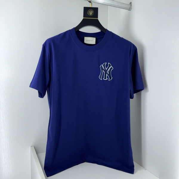 高品質♪♪♪ 2026 グッチ 新作 半袖Tシャツ 偽物