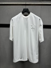 送料込 2026 ルイヴィトン 新作 半袖Tシャツ スーパーコピー