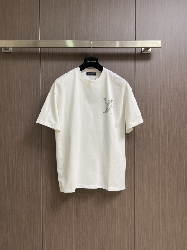 人気No1★ 2026 ルイヴィトン 新作 半袖Tシャツ コピー