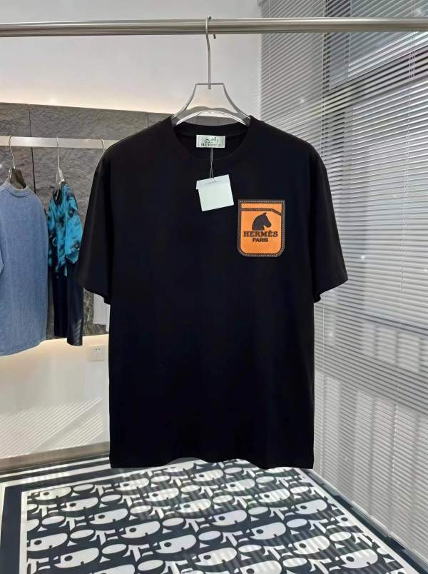 激安価格！2026 エルメス 新作 半袖Tシャツ スーパーコピー
