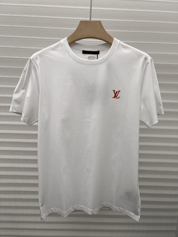 争奪戦 2026 ルイヴィトン 新作 半袖Tシャツ スーパーコピー 2色