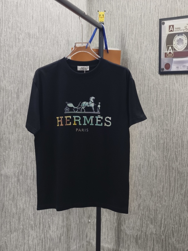 送料込 2026 エルメス 新作 半袖Tシャツ スーパーコピー
