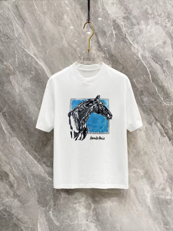 絶対欲しい！2026 エルメス 新作 半袖Tシャツ 偽物 2色