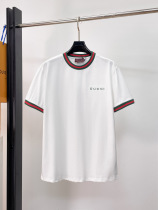 完売前に！2026 グッチ 新作 半袖Tシャツ 偽物