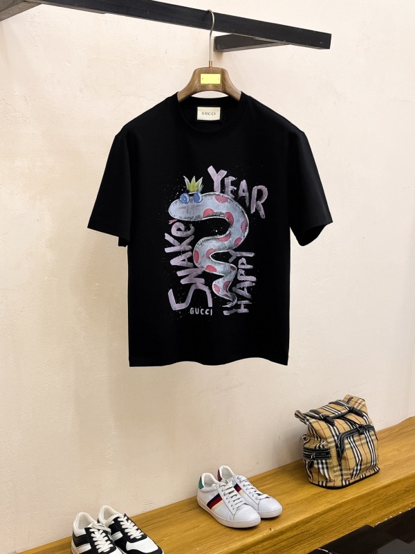 人気No1 2026 グッチ 新作 半袖Tシャツ コピー