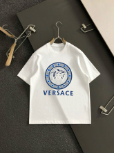 ★日本!!人気！ 2026 ヴェルサーチェ 新作 半袖Tシャツ コピー 2色