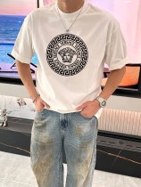 注目度抜群！  2026 ヴェルサーチェ 新作 半袖Tシャツ コピー