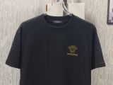高品質 2026 ヴェルサーチェ 新作 半袖Tシャツ 偽物