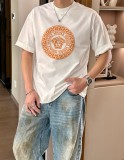 世界中で大人気♪ 2026 ヴェルサーチェ 新作 半袖Tシャツ 偽物