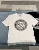 注目度抜群！  2026 ヴェルサーチェ 新作 半袖Tシャツ コピー