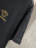 高品質 2026 ヴェルサーチェ 新作 半袖Tシャツ 偽物