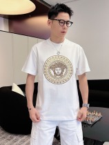 絶対欲しい！ 2026 ヴェルサーチェ 新作 半袖Tシャツ コピー