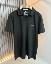 世界中で大人気♪ 2026 プラダ 新作 半袖Tシャツ コピー