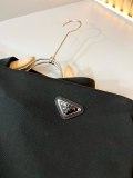 世界中で大人気♪ 2026 プラダ 新作 半袖Tシャツ コピー