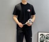 新色登場☆ 2026 モンクレール 新作 半袖Tシャツ 偽物