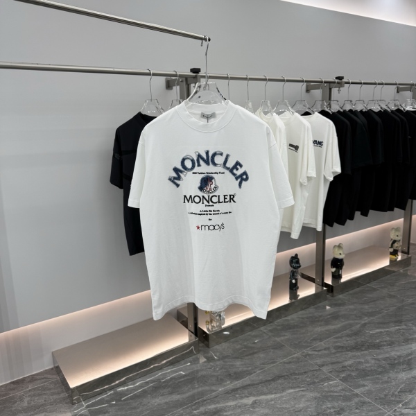 ★日本!!人気！2026 モンクレール 新作 半袖Tシャツ 偽物