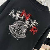送料込 2026 モンクレール 新作 半袖Tシャツ 偽物