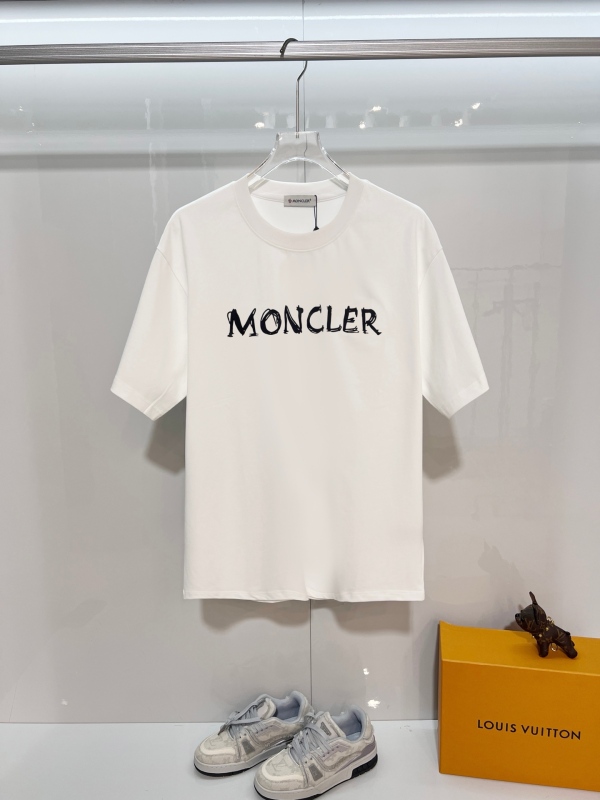 使い勝手良し 2026 モンクレール 新作 半袖Tシャツ スーパーコピー