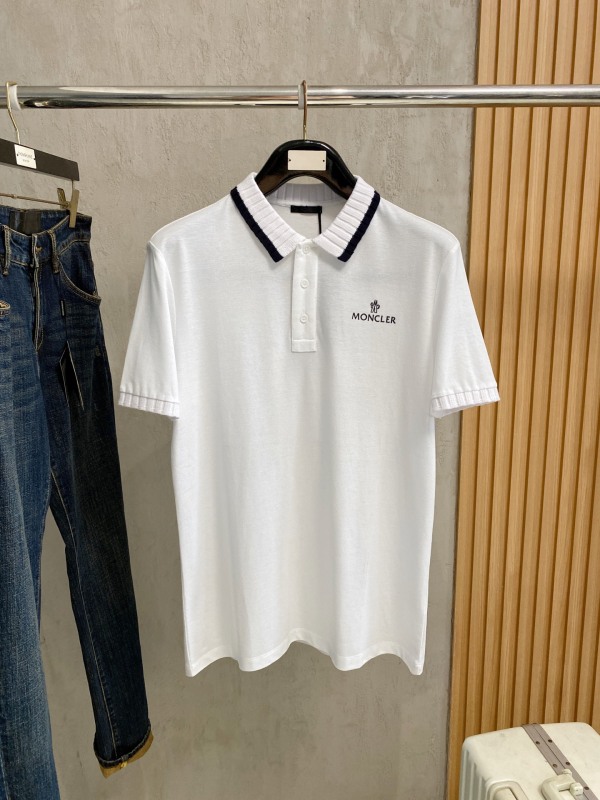注目アイテム♡ 2026 モンクレール 新作 半袖Tシャツ コピー