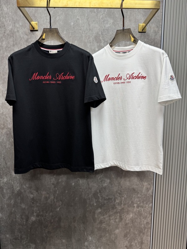 新色登場☆ 2026 モンクレール 新作 半袖Tシャツ スーパーコピー 2色
