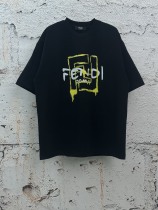 争奪戦 2026 フェンディ 新作 半袖Tシャツ コピー